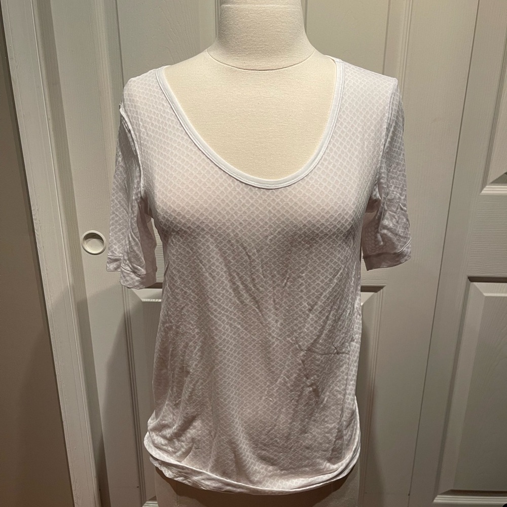 lululemon athletica White Short Sleeve Tee